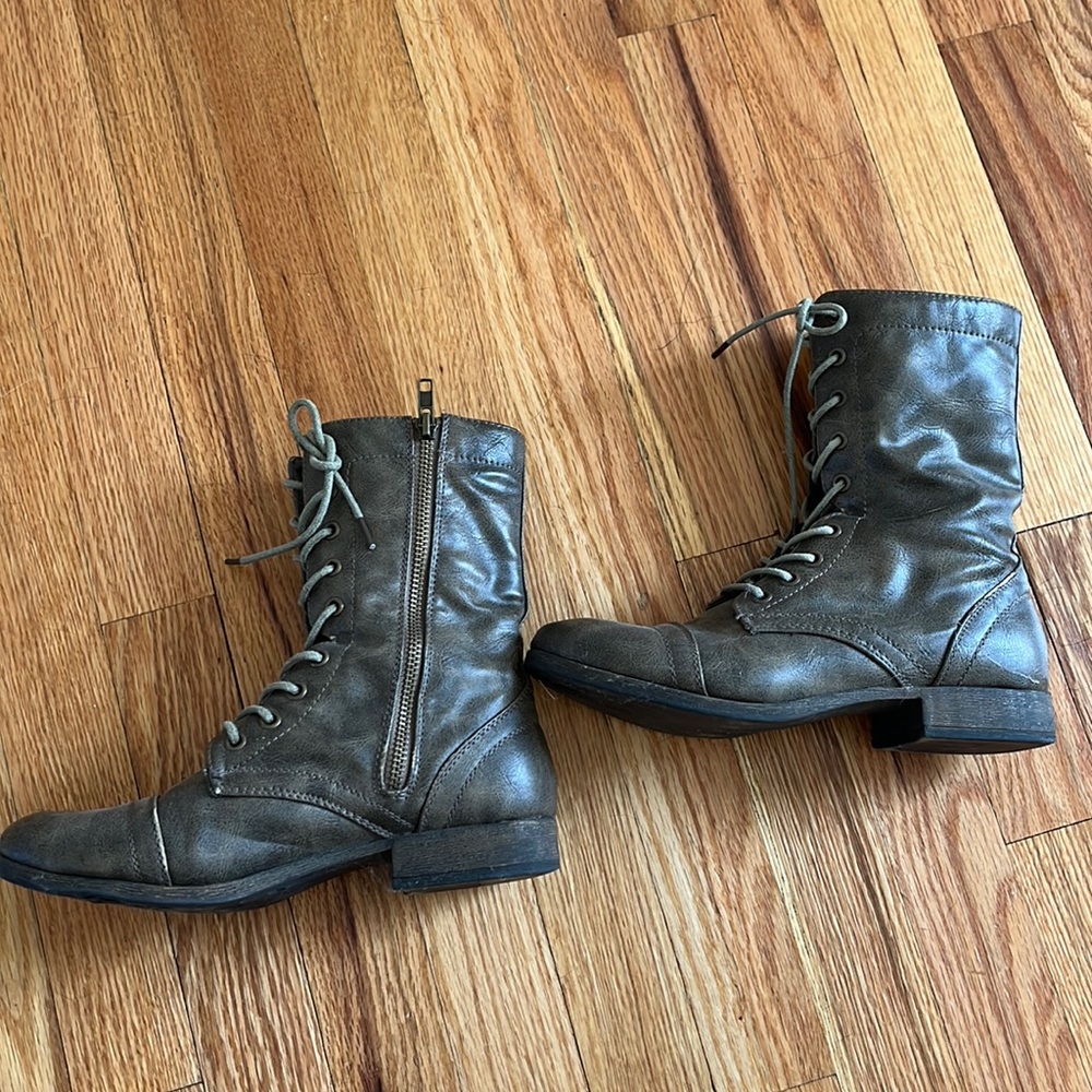 Charlotte Russe boots